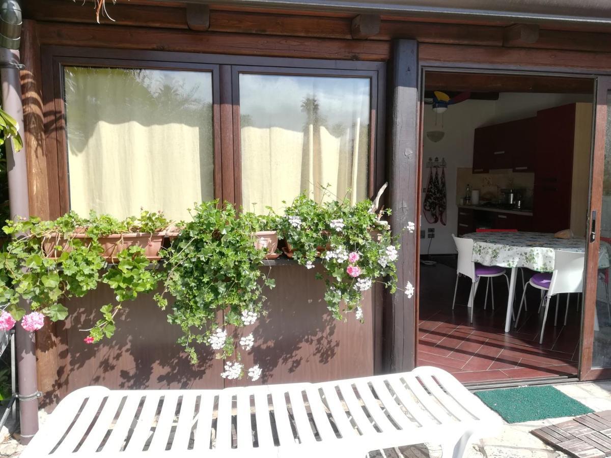 Villetta Su Canale Navigabile Furnari Exterior foto